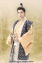 小松準弥扮する豊臣秀頼。