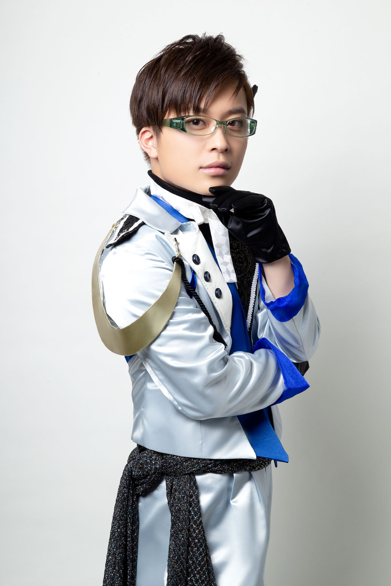 大野紘幸扮する青羽朔。