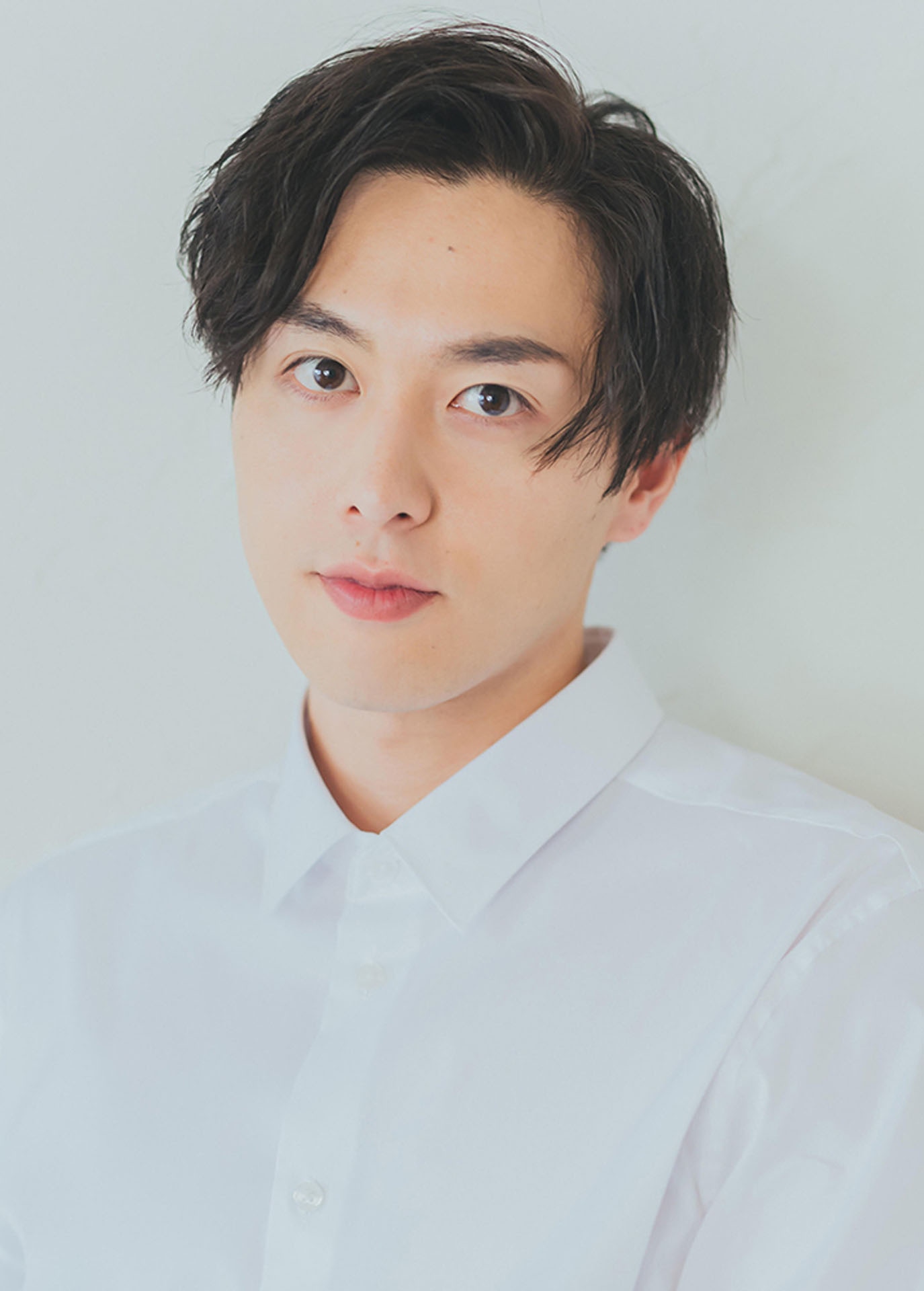 稲垣成弥