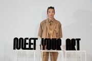 アート専門番組「MEET YOUR ART」のMCに就任した森山未來。