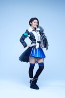 佃井皆美扮する南風涼。