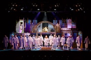 2020年度 多摩美術大学 演劇舞踊デザイン学科 第4期生 卒業制作 演劇公演「□□□・ミーツ・□□□(ナニカ・ミーツ・ナニカ)」より。(c)SHEK Ho Chi / (c)大井朝登