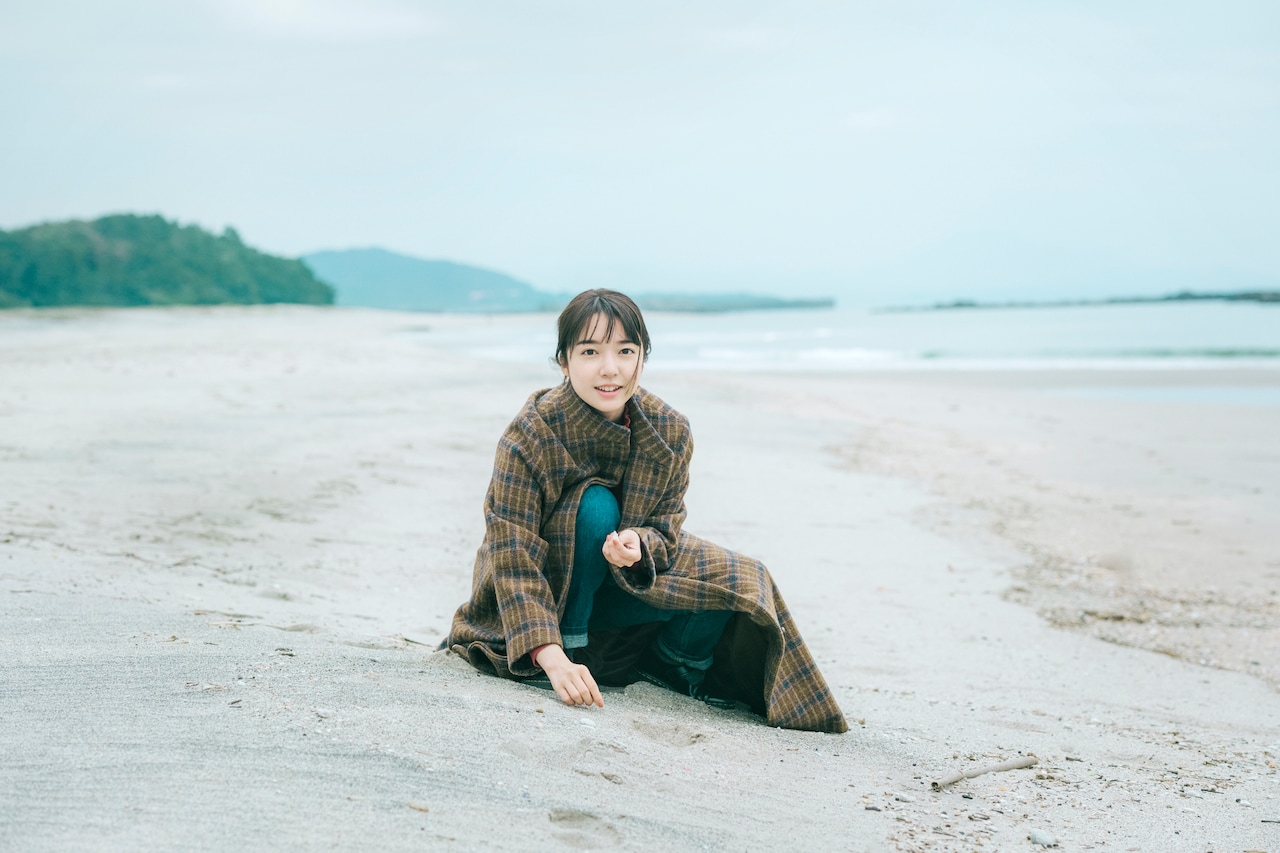 上白石萌音の撮り下ろしポートレート (c)山本あゆみ