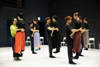 Noism1「Das Zimmer」リハーサルより。（撮影：遠藤龍）