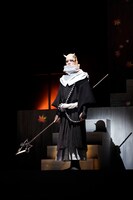 舞台「『紅葉鬼』～童子奇譚～」より。