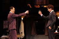 舞台「スルース～探偵～」より。（撮影：渡部孝弘）