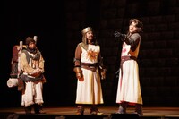 「ミュージカル『モンティ・パイソンのSPAMALOT』featuring SPAM」より。