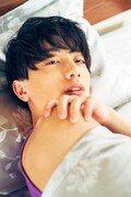 「小西詠斗 1st写真集 瞬間」（KADOKAWA）より。
