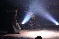 OFFICE SHIKA PRODUCE「秘剣つばめ返し」より。（撮影：和田咲子）