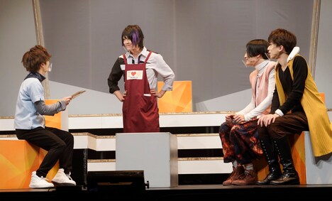 「プライムーン」より。