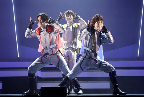 「プライムーン」より。