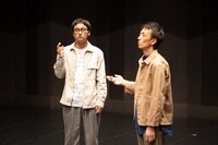 ロームシアター京都開館5周年記念事業 レパートリーの創造 松田正隆作・演出「シーサイドタウン」より。（撮影：中谷利明）