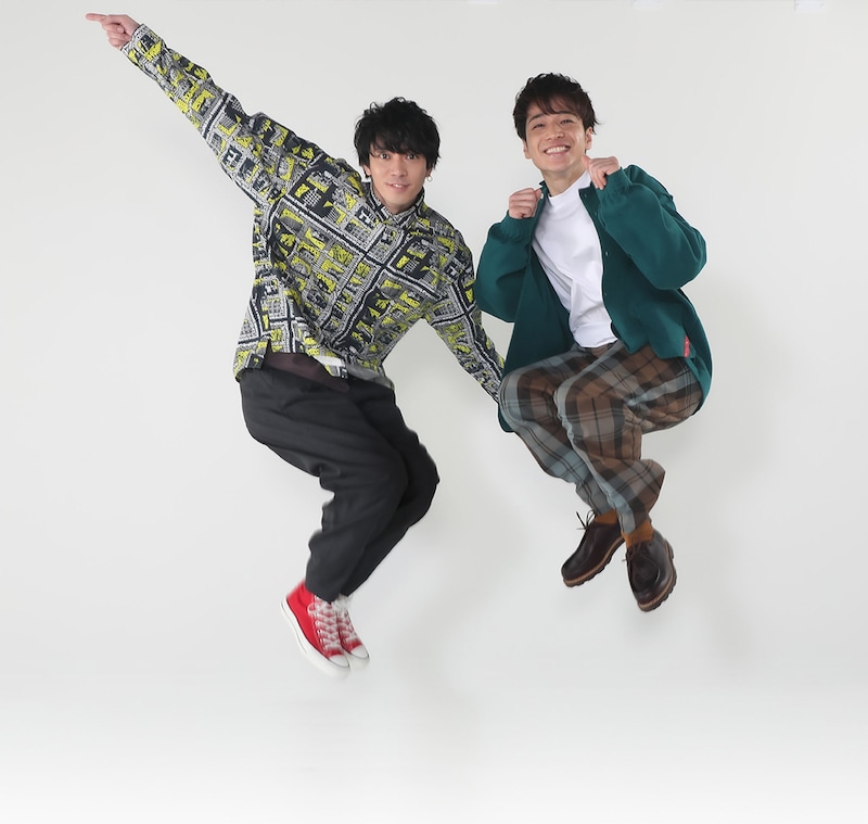 左から辰巳雄大（ふぉ～ゆ～）、福田悠太（ふぉ～ゆ～）。