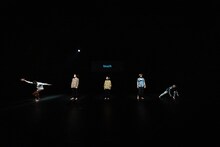 Baobab Re:born project vol.2「アンバランス」より。（撮影：齋梧伸一郎）