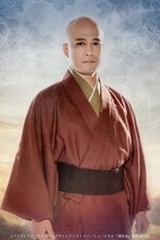 川本裕之扮する雪村綱道。