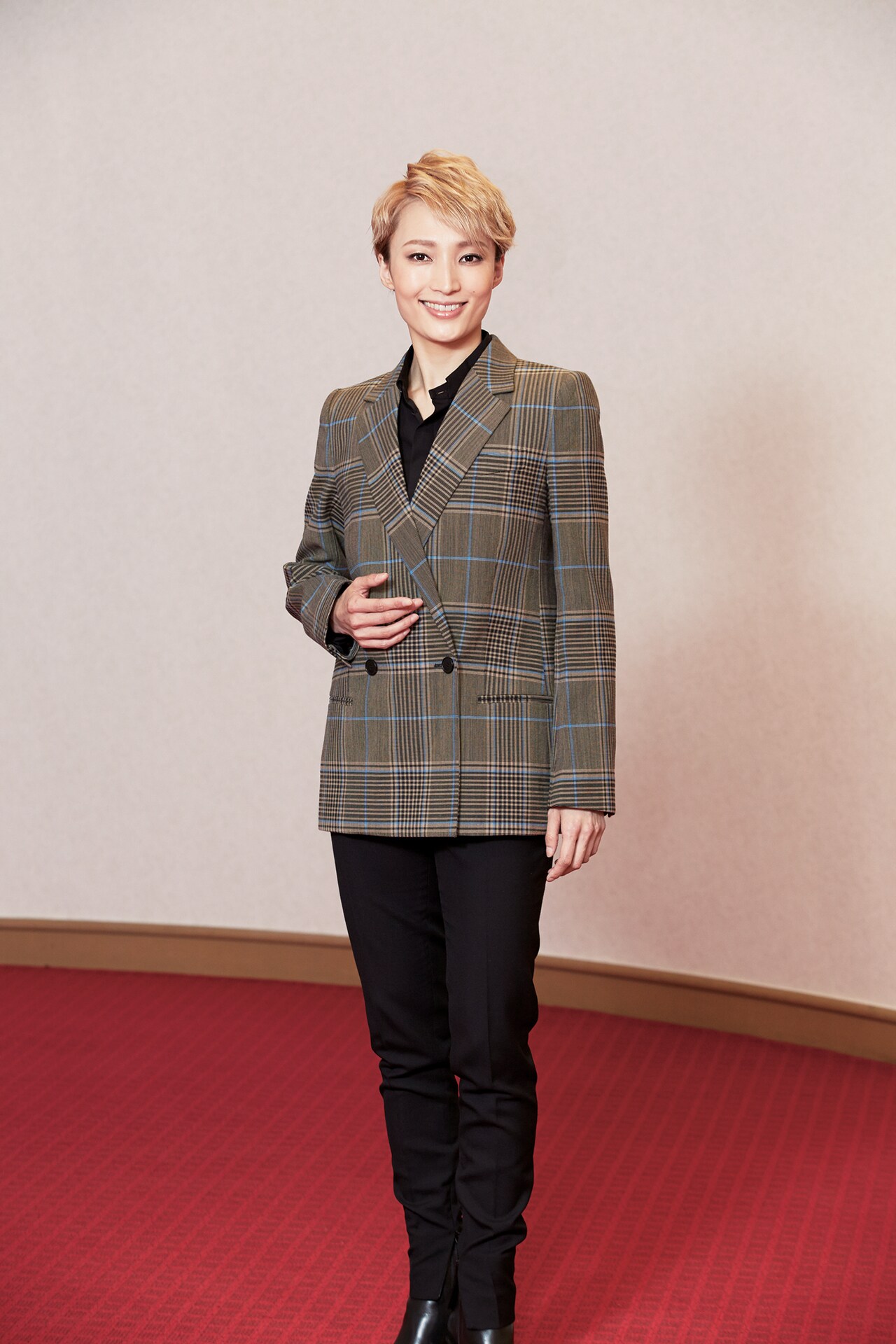 望海風斗と“DAIaMONd”な一夜、スペシャル番組に凪七瑠海と生出演