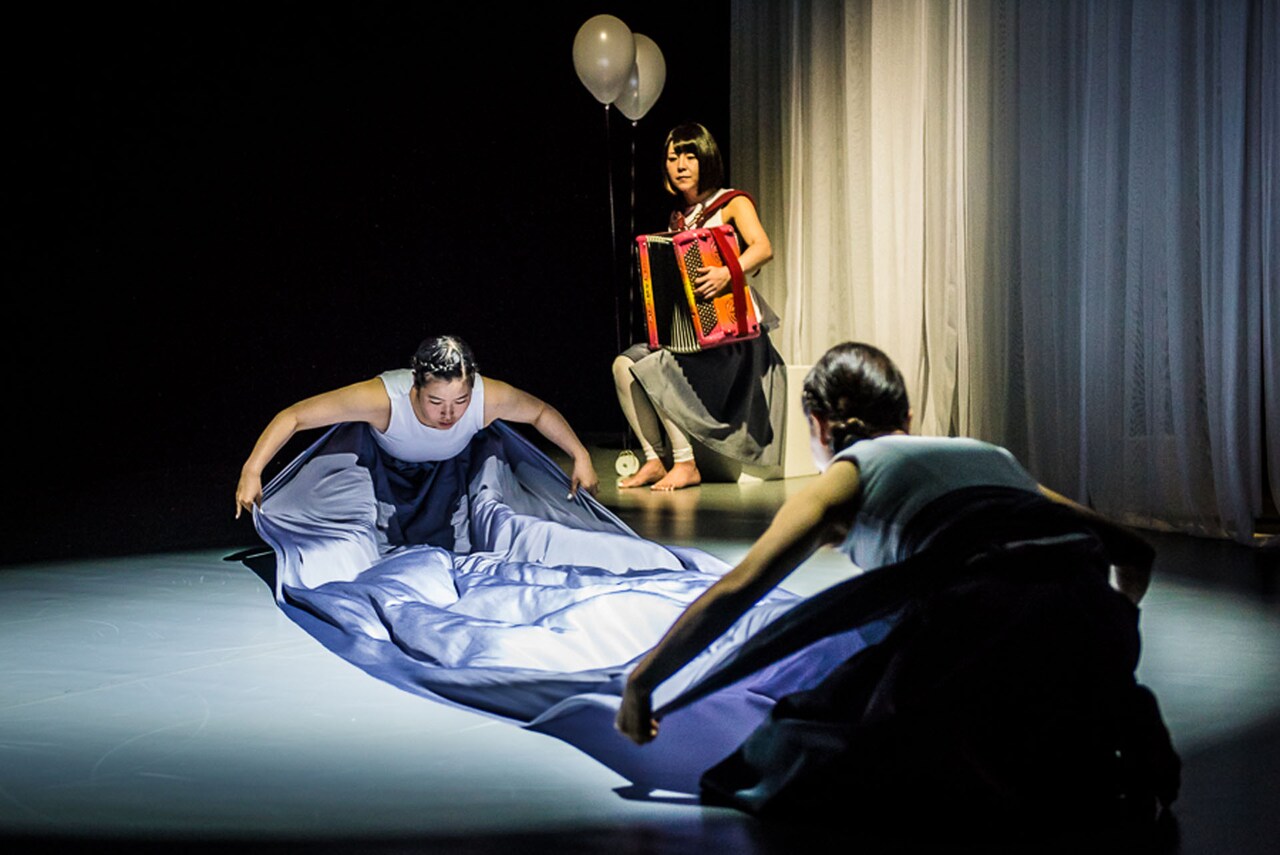 空気ににおいはあるか、息ってどんな音？エネルギーの冒険をダンスで紡ぐ「KUUKI」