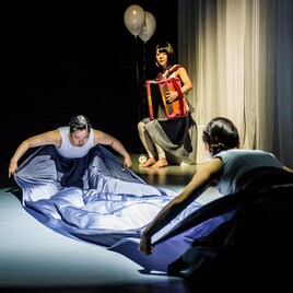 空気ににおいはあるか、息ってどんな音?エネルギーの冒険をダンスで紡ぐ「KUUKI」