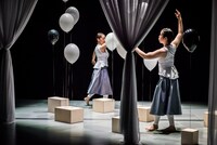 「KUUKI」より。（Photo by Maciej Zakrzewski）