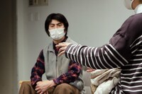 屋根裏ハイツ 6F「パラダイス」より。（撮影：渡邉時生）