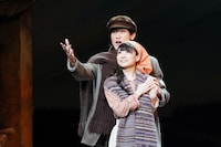 ミュージカル「屋根の上のヴァイオリン弾き」より。（写真提供：東宝演劇部）