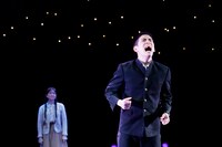 DULL-COLORED POP「福島三部作」より。（撮影：前澤秀登）