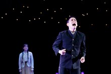 DULL-COLORED POP「福島三部作」より。（撮影：前澤秀登）