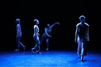 岡本優「チルドレン 2021」より。（Photo by Sugawara Kota）