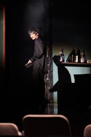 SOLO Performance ENGEKI「HAPPY END」より。（撮影：金丸圭）