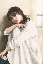 山口乃々華扮するジョアン・シニア。