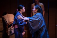 MONO「アユタヤ」より。（撮影：井上嘉和）