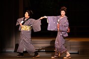 「坂本冬美芸能生活35周年記念公演 泉ピン子友情出演」より。(撮影:田中聖太郎)