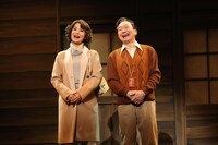 「夫婦漫才」2019年明治座公演より。