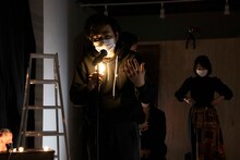 エンニュイ「Performance of the day『無表情な日常、感情的な毎秒』」より。