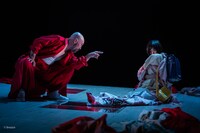 木ノ下歌舞伎「義経千本桜ー渡海屋・大物浦ー」より。（撮影：bozzo）