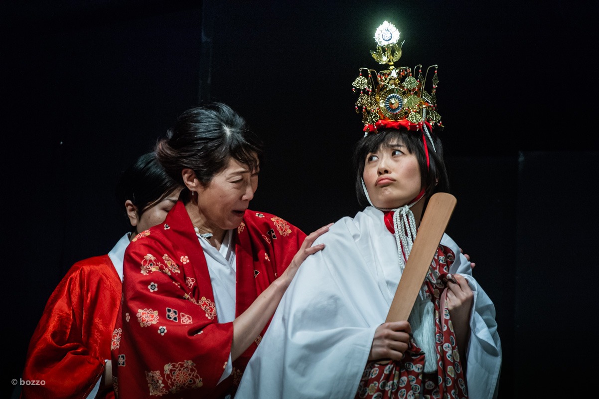 木ノ下歌舞伎「義経千本桜ー渡海屋・大物浦ー」より。（撮影：bozzo）