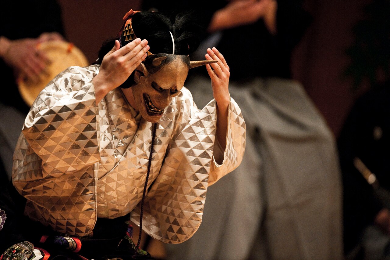 杉田智和が能「葵上」を朗読、「夜能」ディレイビューイングを今夜開催