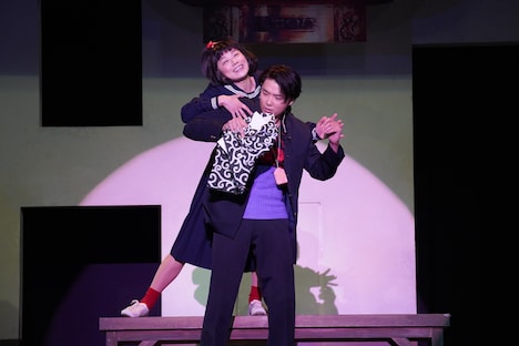 こまつ座 第135回公演「日本人のへそ」より。