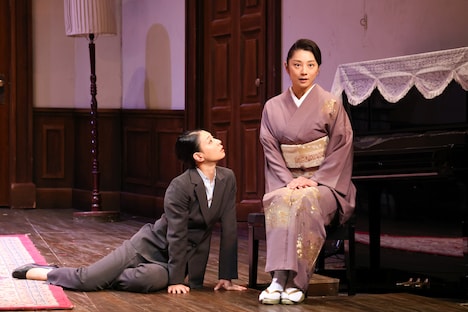 こまつ座 第135回公演「日本人のへそ」より。