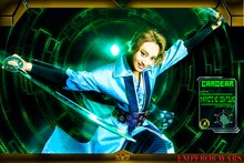 千田京平扮する源義経。