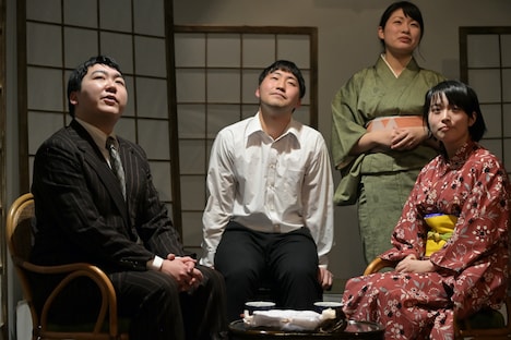 Nakayubi.-11「戦争前夜の作家たち」「みごとな女」より。(撮影:小嶋謙介)