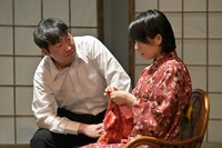 Nakayubi.-11「戦争前夜の作家たち」「みごとな女」より。（撮影：小嶋謙介）