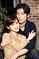 「オフ・ブロードウェイミュージカル『The Last 5 Years』」水田航生＆昆夏美ペアのビジュアル。