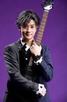 大見拓土扮する石田。