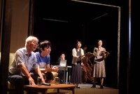 ゆうめい「姿」初演より。（撮影：佐々木啓太）