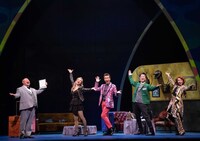 「Broadway Musical『The PROM』」より。（撮影：引地信彦、NAITO）