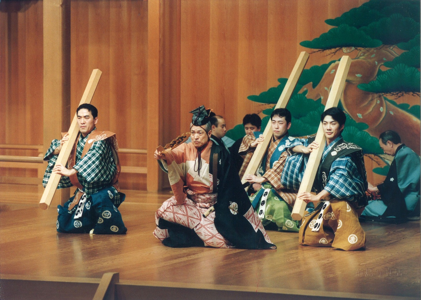 狂言「三本柱」より。（撮影：前島吉裕）