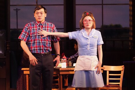 ミュージカル「WAITRESS ウェイトレス」より。(写真提供:東宝演劇部)