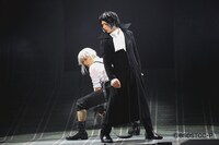 舞台「文豪ストレイドッグス 三社鼎立」より。（撮影：宮川舞子）(c) 舞台「文豪ストレイドッグス 三社鼎立」製作委員会