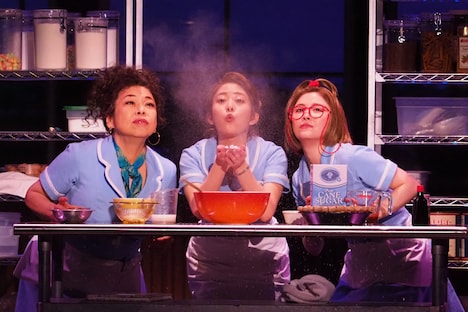 ミュージカル「WAITRESS ウェイトレス」より。(写真提供:東宝演劇部)